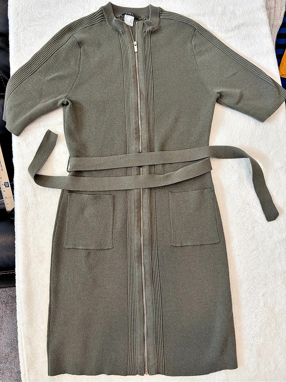 VENUS Knit Midi Dress in Green Size Medium #178